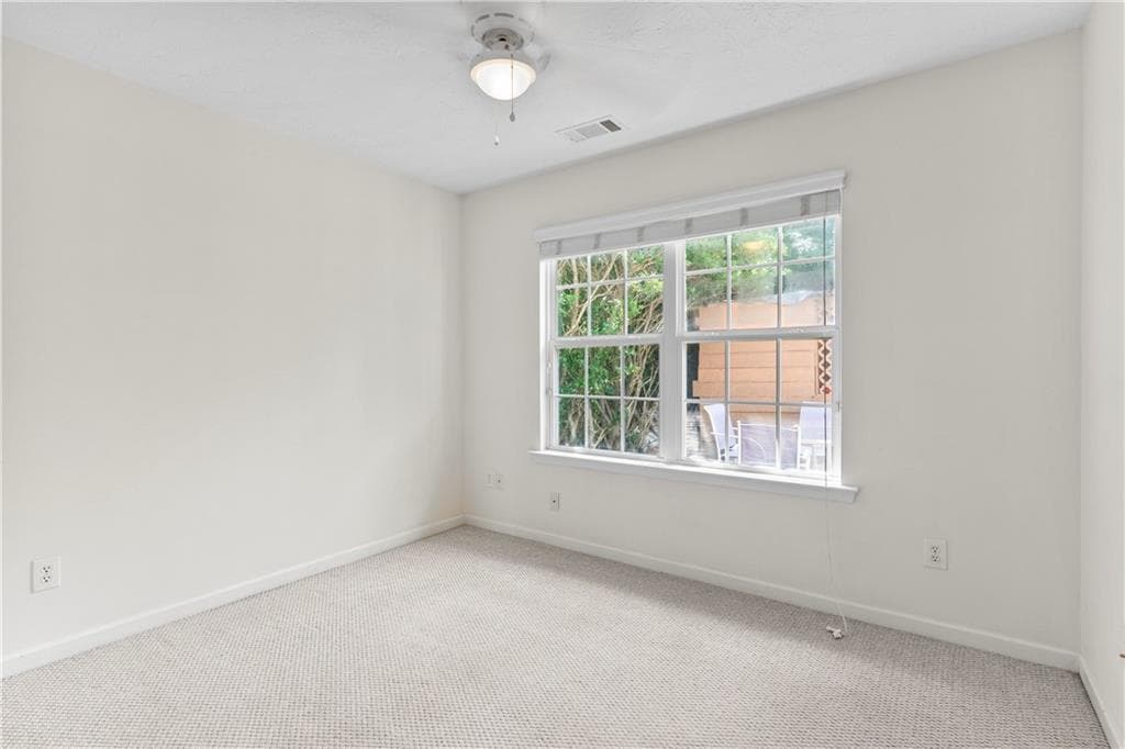 5 bedroom, 3 bathroom, 2,740 sq ft single family residence for sale at 665 Roxford Lane, Buford, GA 30518 — photo 9