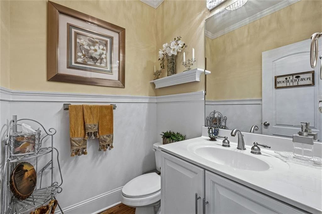 7 bedroom, 6 bathroom, 5,969 sq ft single family residence for sale at 5662 Tuxedo Drive, Douglasville, GA 30135 — photo 7
