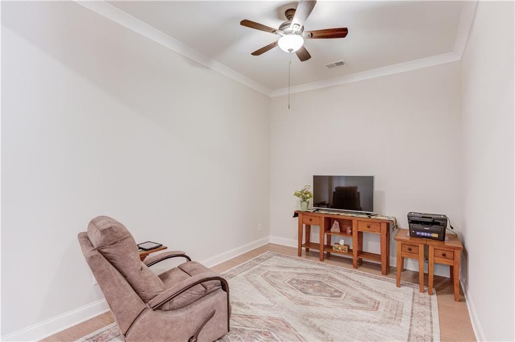 3 bedroom, 3 bathroom, 2,612 sq ft single family residence for sale at 6971 Scenic Overlook Trace, Flowery Branch, GA 30542 — photo 5