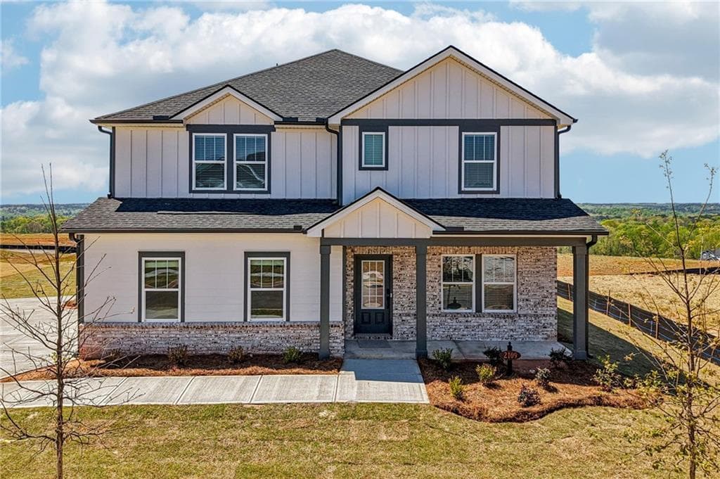 4 bedroom, 4 bathroom, 2,702 sq ft single family residence under contract at 2109 Homer Drive, Monroe, GA 30656
