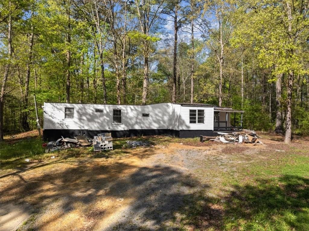 3 bedroom, 1 bathroom, 780 sq ft single family residence sold at 621 Cardinal Road, Calhoun, GA 30701