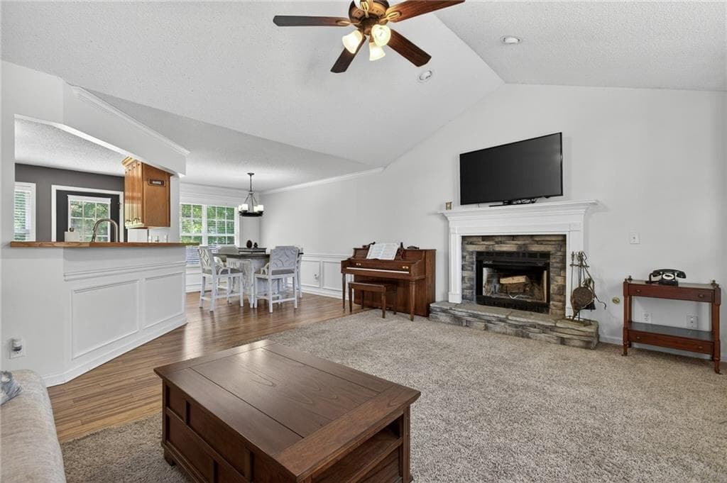 4 bedroom, 3 bathroom, 2,208 sq ft single family residence under contract at 35 Meadowbridge Drive, Cartersville, GA 30120 — photo 10