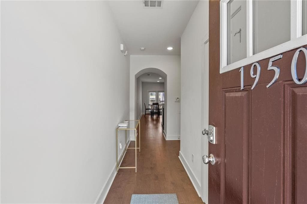 3 bedroom, 3 bathroom, 1,617 sq ft townhouse for sale at 1950 Dillon Drive, Lithonia, GA 30058 — photo 2