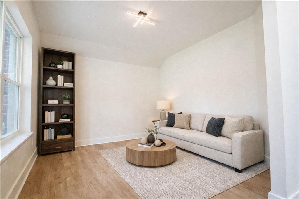 3 bedroom, 4 bathroom, 2,825 sq ft single family residence under contract at 1205 Kristen Lane, Loganville, GA 30052 — photo 7