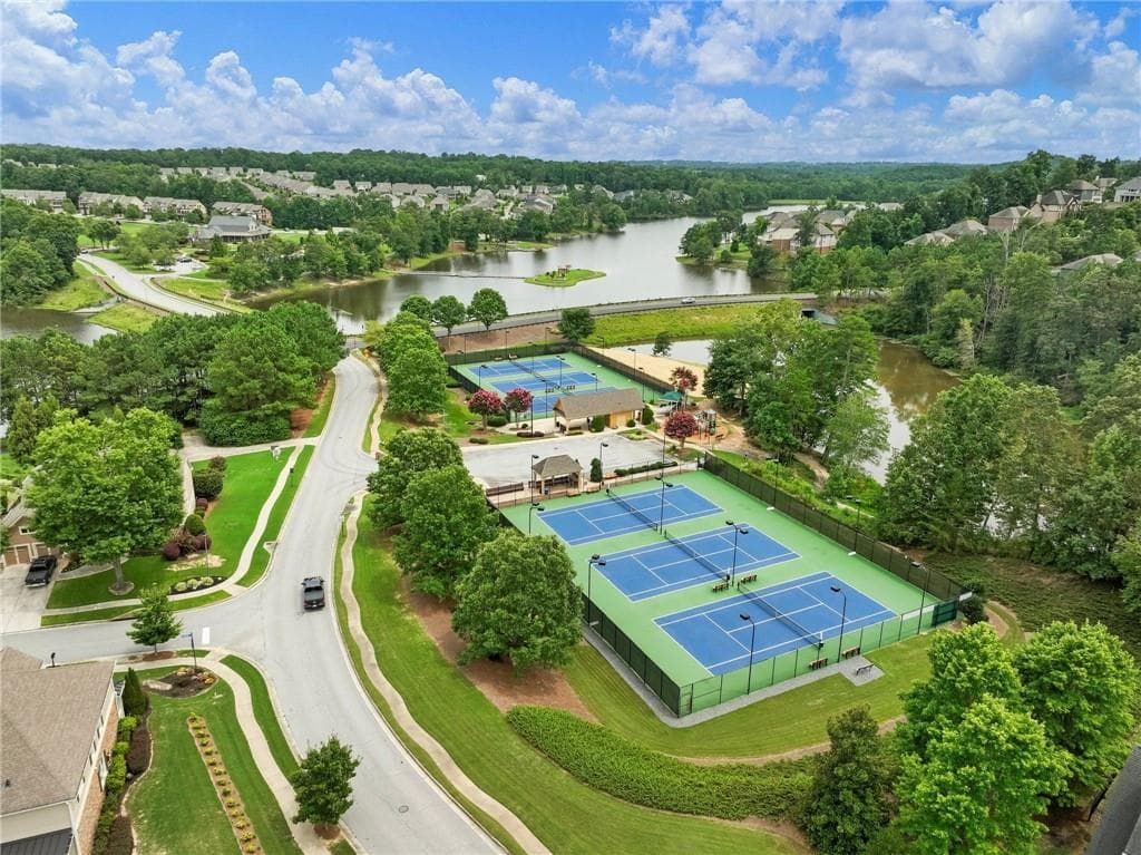 5 bedroom, 3 bathroom, 3,043 sq ft single family residence for sale at 7529 Brookstone Circle, Flowery Branch, GA 30542 — photo 7