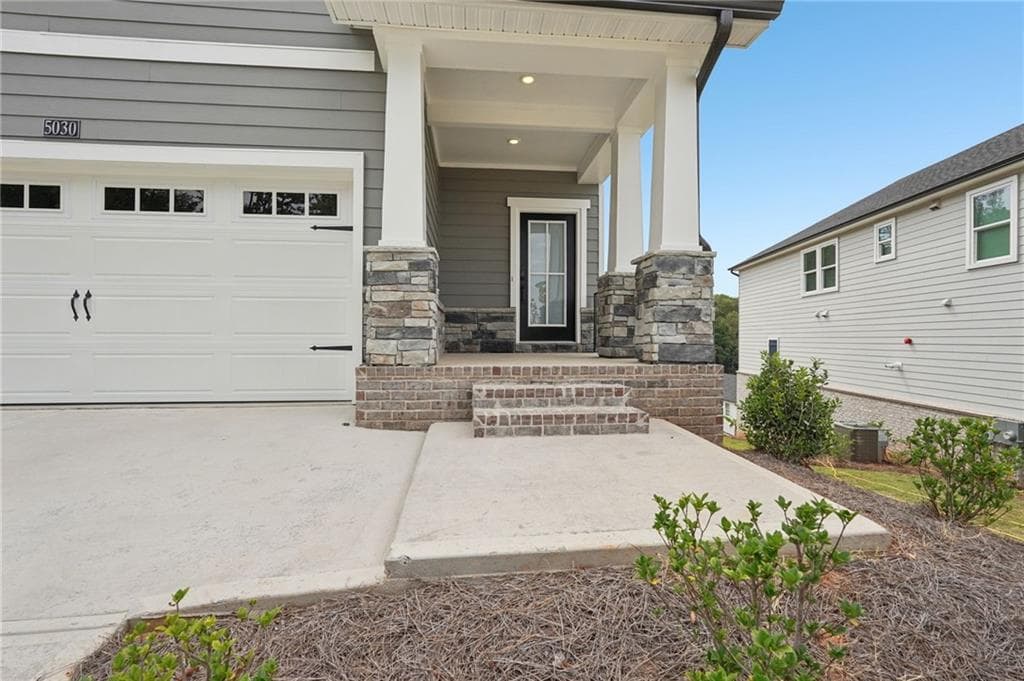3 bedroom, 3 bathroom, 1,749 sq ft single family residence for sale at 5030 Paravicini Place, Cumming, GA 30041 — photo 4