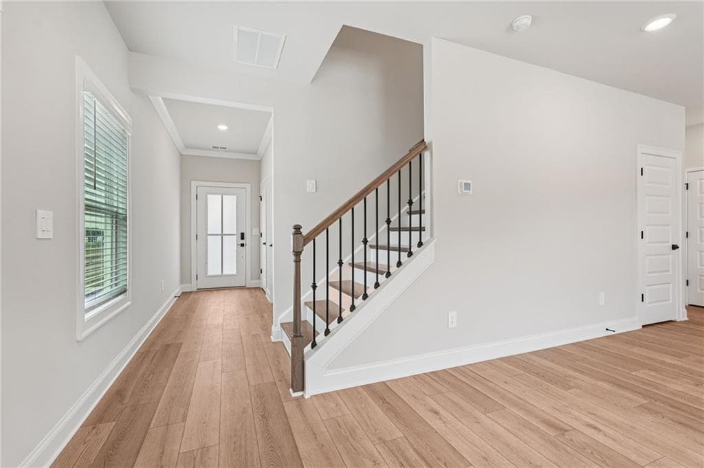 3 bedroom, 3 bathroom, 1,749 sq ft single family residence for sale at 5030 Paravicini Place, Cumming, GA 30041 — photo 5