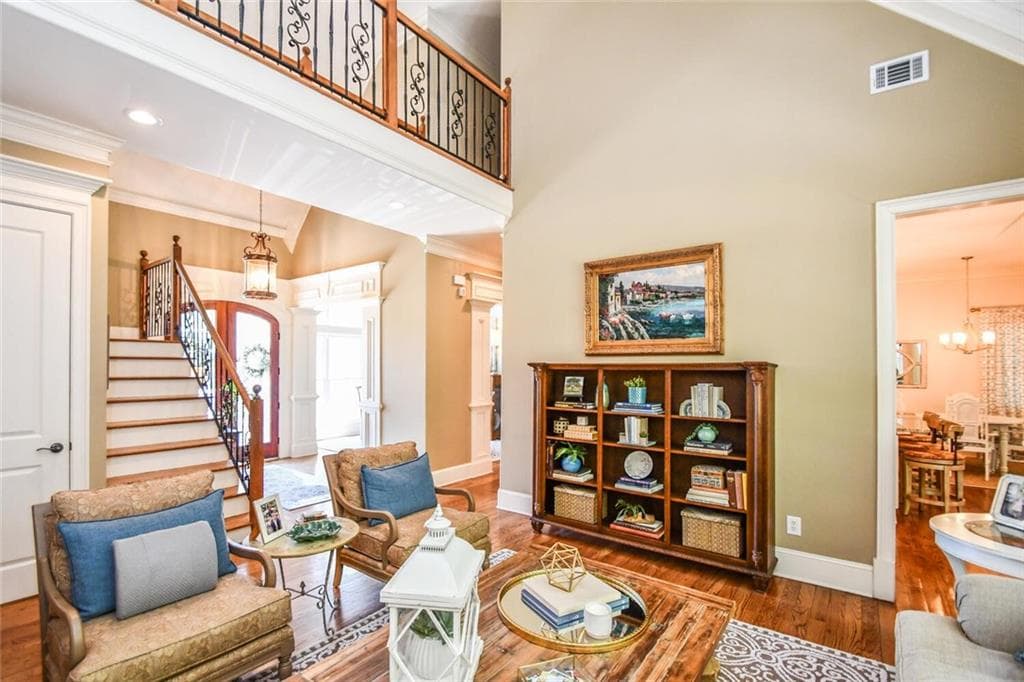7 bedroom, 6 bathroom, 5,510 sq ft single family residence for sale at 3036 Hickory Hills Drive, Gainesville, GA 30506 — photo 6