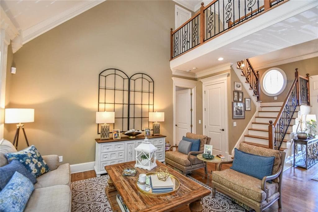 7 bedroom, 6 bathroom, 5,510 sq ft single family residence for sale at 3036 Hickory Hills Drive, Gainesville, GA 30506 — photo 7