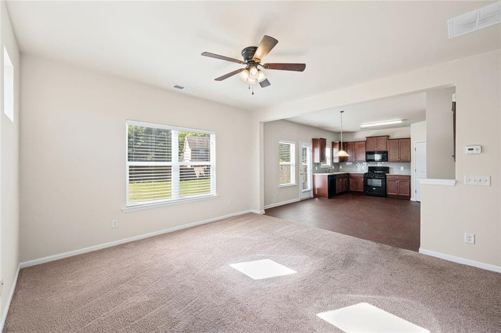 3 bedroom, 3 bathroom, 1,868 sq ft single family residence for sale at 23 Miles Drive, Cartersville, GA 30120 — photo 7