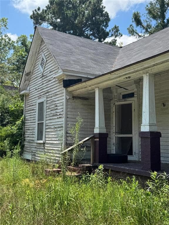3 bedroom, 1 bathroom, 1,370 sq ft single family residence for sale at 336 Fairvew Avenue, Macon, GA 31217 — photo 2