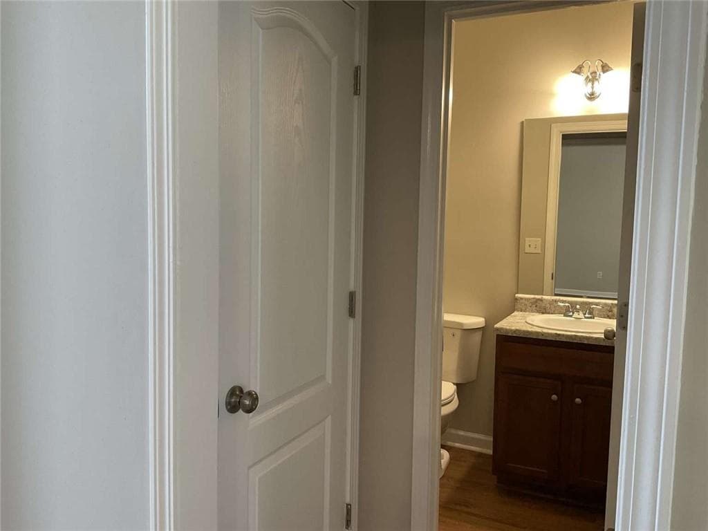 4 bedroom, 3 bathroom, 2,416 sq ft single family residence for sale at 592 Kyles Circle, Hiram, GA 30141 — photo 5
