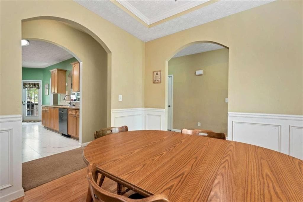 5 bedroom, 4 bathroom, 4,060 sq ft single family residence for sale at 232 Cypress Drive, Jefferson, GA 30549 — photo 6