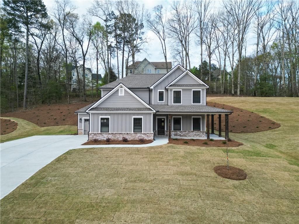 4 bedroom, 3 bathroom, 2,557 sq ft single family residence for sale at 1440 Cherry Bark Court, Loganville, GA 30052