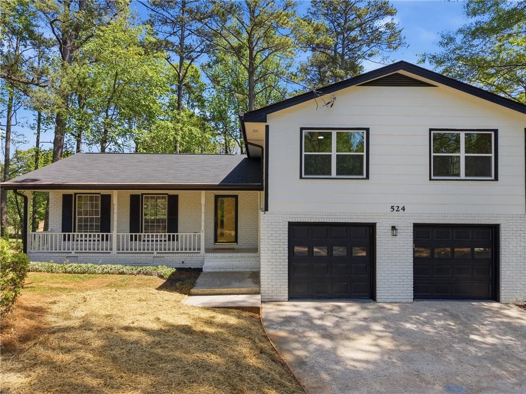 524 Fond Du Lac Drive, Stone Mountain, GA 30088 — most recent listing photo