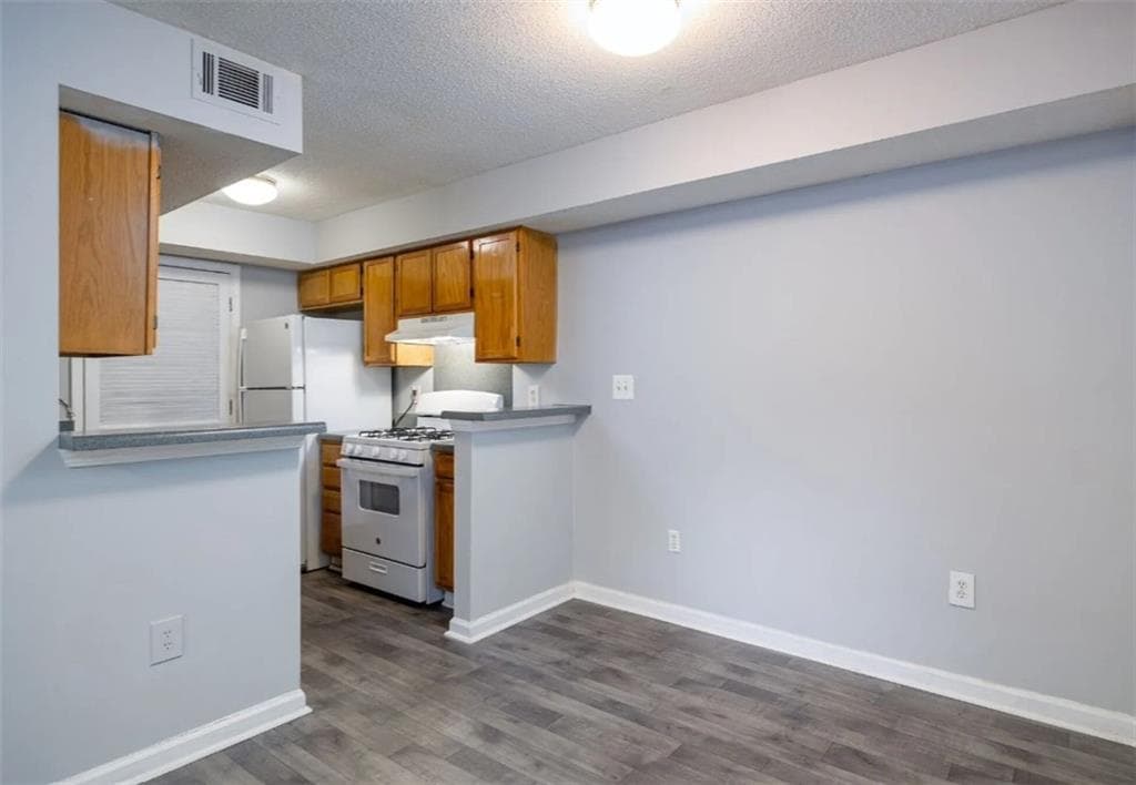 2 bedroom, 2 bathroom, 861 sq ft apartment for rent at 875 Hank Aaron Drive, Atlanta, GA 30315 for $1,513 a month — photo 5