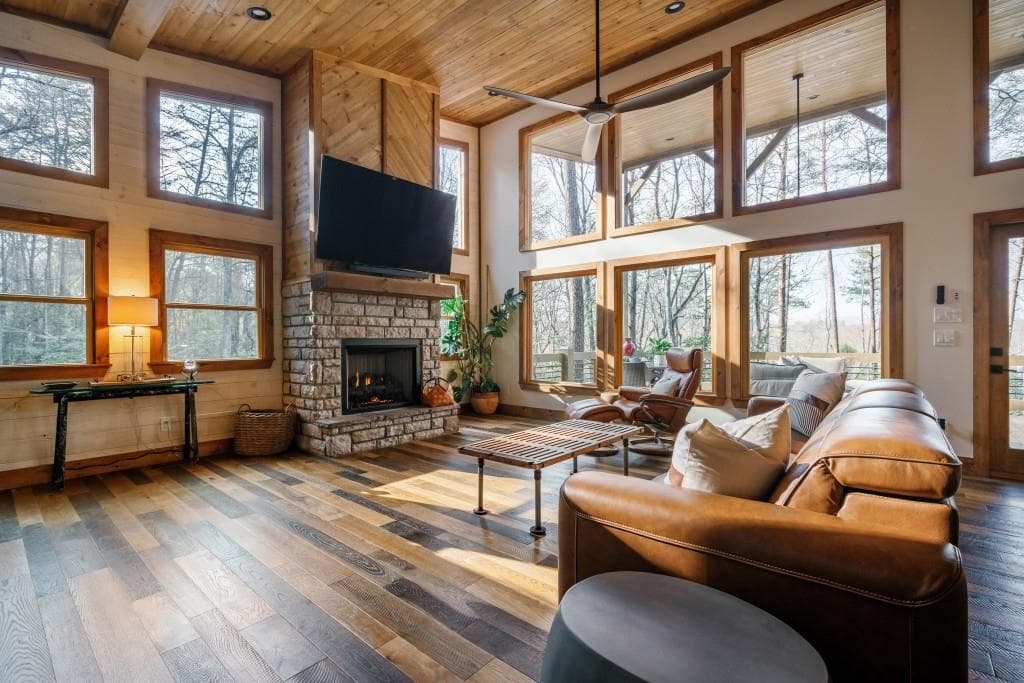 3 bedroom, 3 bathroom, 2,520 sq ft single family residence under contract at 171 Huckleberry Lane, Mineral Bluff, GA 30559 — photo 9