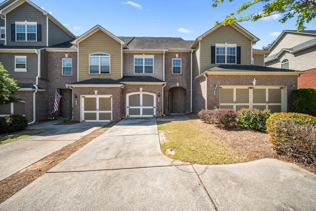 2 bedroom, 3 bathroom, 1,694 sq ft townhouse for sale at 100 Trailside Way, Hiram, GA 30141