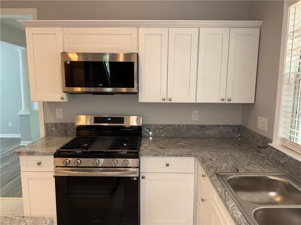 4 bedroom, 3 bathroom, 2,557 sq ft single family residence for sale at 2874 Donamire Lane, Kennesaw, GA 30144 — photo 10