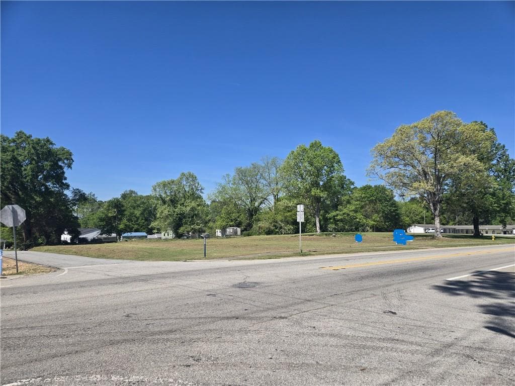 other for sale at 323 Brookwood Avenue, Jackson, GA 30233 — photo 6