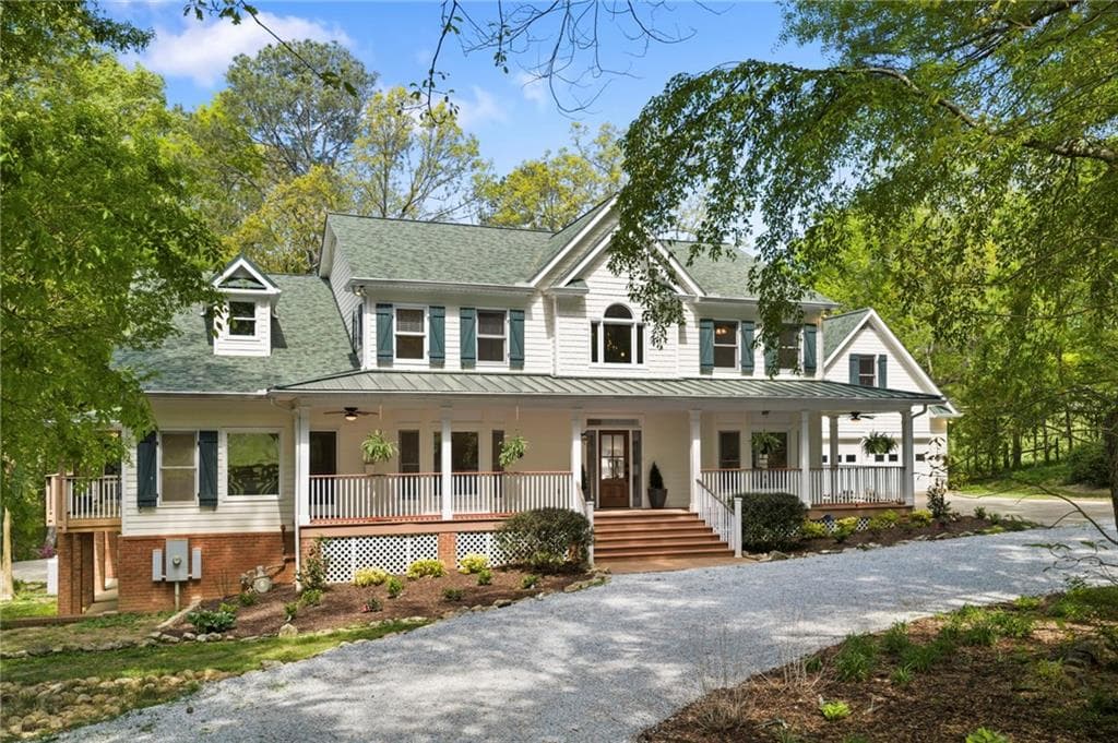 16540 Hopewell Road, Alpharetta, GA 30004 — most recent listing photo