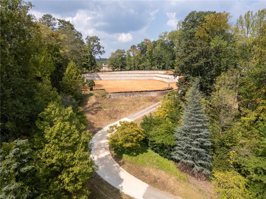 other sold at 655 Fairfield Road, Atlanta, GA 30327