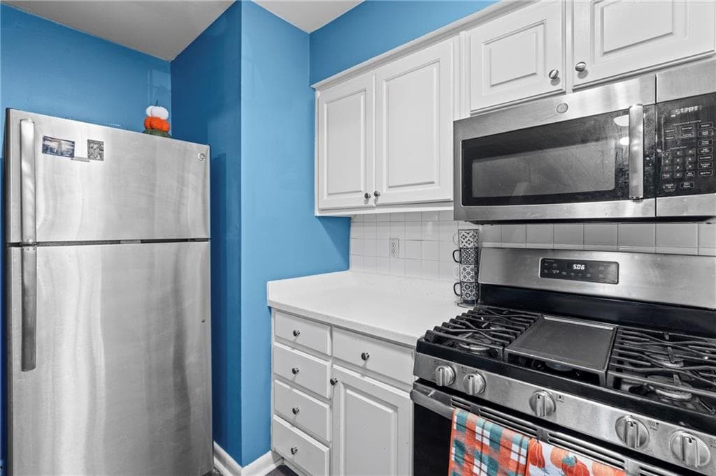 2 bedroom, 2 bathroom, 1,162 sq ft condominium for rent at 547 Picketts Bend Circle, Marietta, GA 30008 for $2,000 a month — photo 10