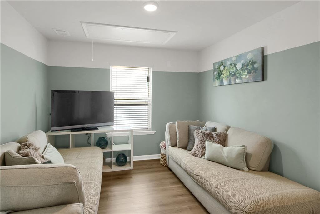 3 bedroom, 3 bathroom, 1,960 sq ft single family residence for sale at 2820 Aralynn Way, College Park, GA 30337 — photo 7