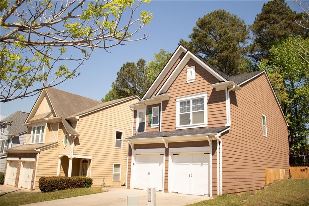 4 bedroom, 3 bathroom, 2,131 sq ft single family residence for sale at 240 Highwind Way, Fairburn, GA 30213 — photo 2