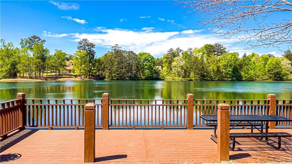 4 bedroom, 3 bathroom, 2,131 sq ft single family residence for sale at 240 Highwind Way, Fairburn, GA 30213 — photo 4
