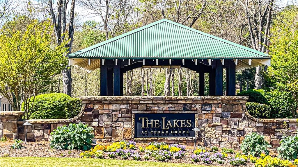 4 bedroom, 3 bathroom, 2,131 sq ft single family residence for sale at 240 Highwind Way, Fairburn, GA 30213 — photo 5