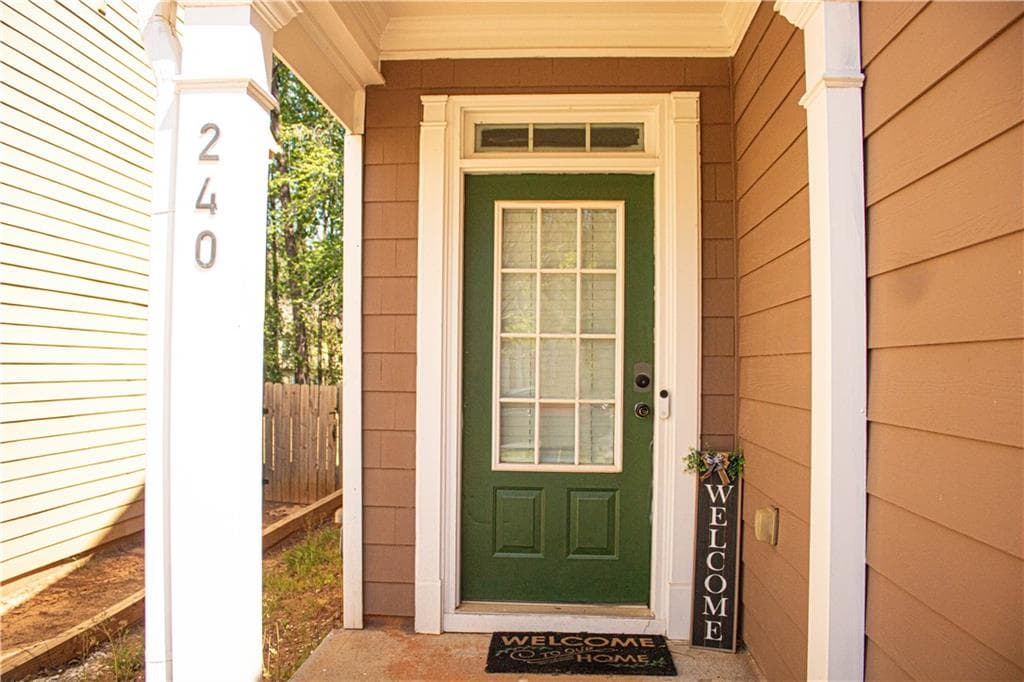 4 bedroom, 3 bathroom, 2,131 sq ft single family residence for sale at 240 Highwind Way, Fairburn, GA 30213 — photo 6