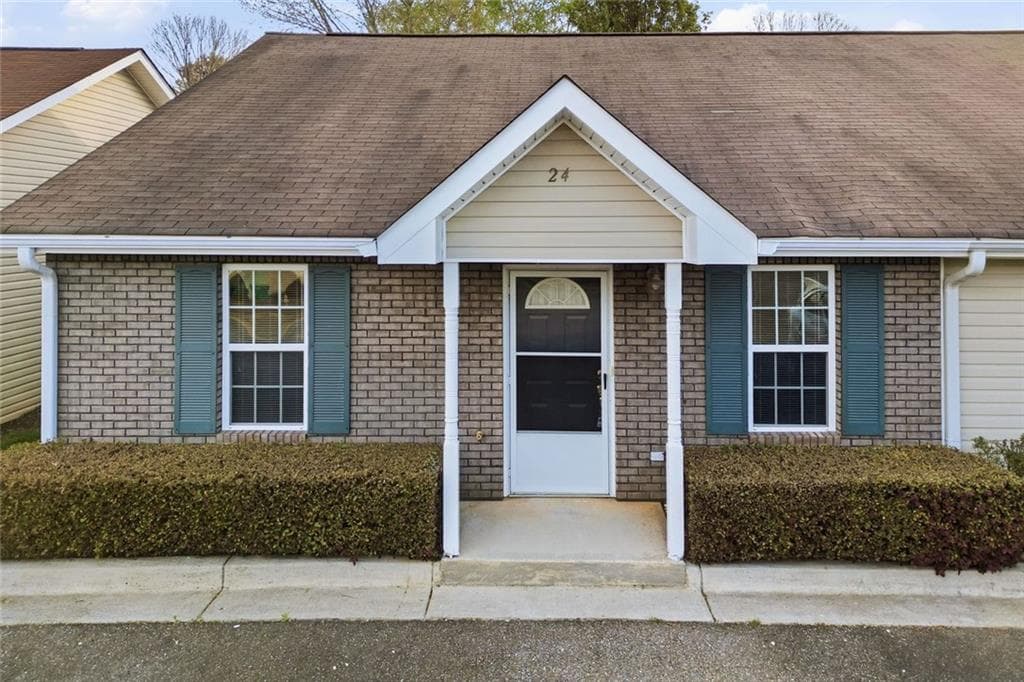 2 bedroom, 2 bathroom, 1,092 sq ft condominium for sale at 6 Brittany 24, Jasper, GA 30143
