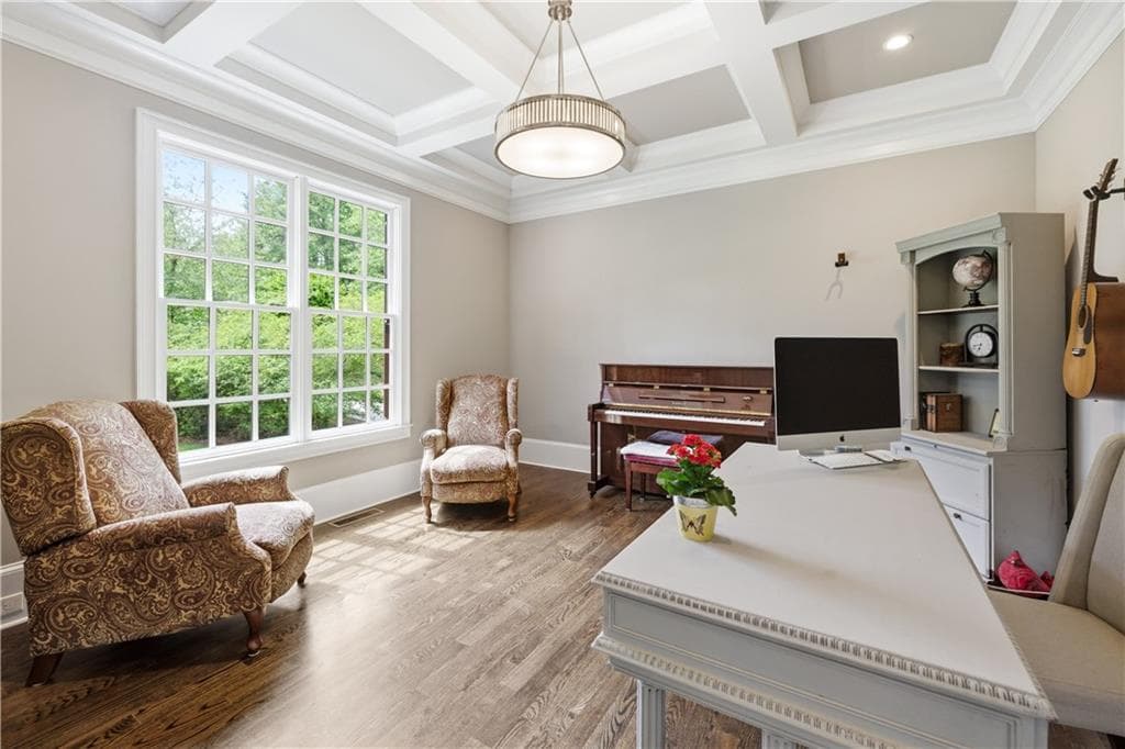 6 bedroom, 7 bathroom, 6,300 sq ft single family residence for sale at 9450 Prestwick Club Drive, Johns Creek, GA 30097 — photo 10