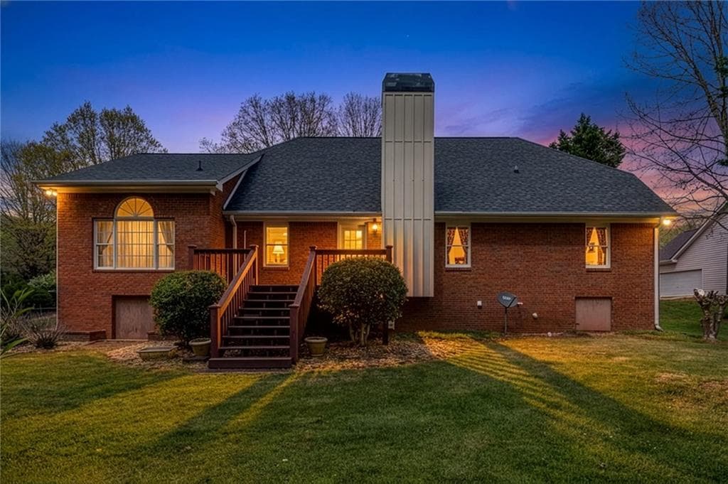 3 bedroom, 3 bathroom, 2,248 sq ft single family residence for sale at 6628 Windvane Point, Clermont, GA 30527 — photo 3