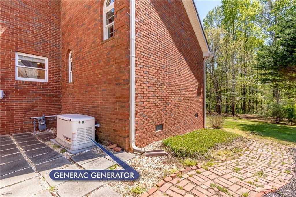 3 bedroom, 3 bathroom, 2,248 sq ft single family residence for sale at 6628 Windvane Point, Clermont, GA 30527 — photo 5