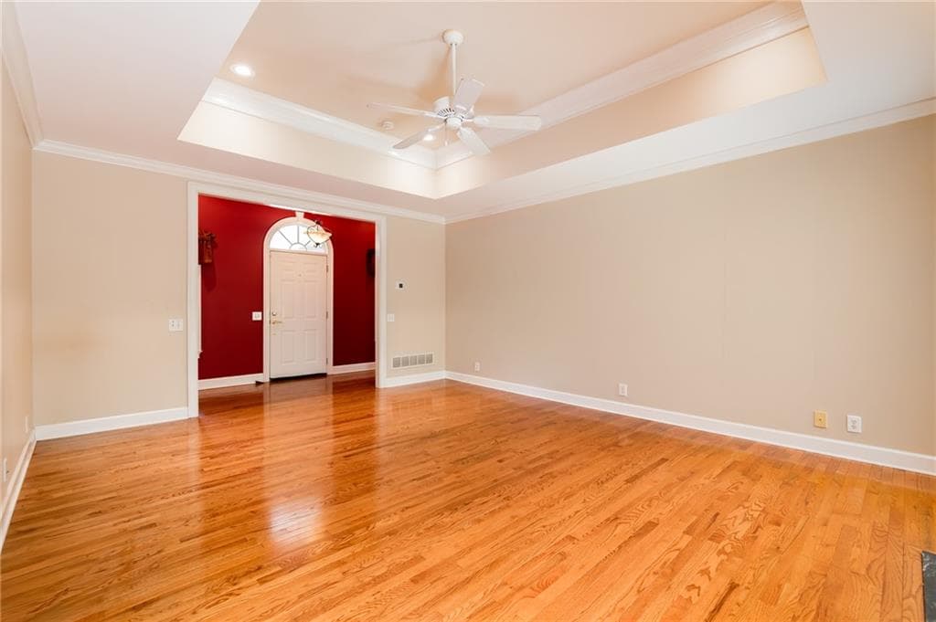 3 bedroom, 3 bathroom, 2,248 sq ft single family residence for sale at 6628 Windvane Point, Clermont, GA 30527 — photo 9