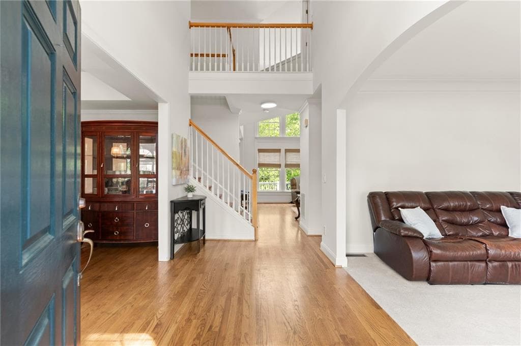 5 bedroom, 4 bathroom, 4,120 sq ft single family residence for sale at 4425 Woodside Court, Cumming, GA 30041 — photo 5