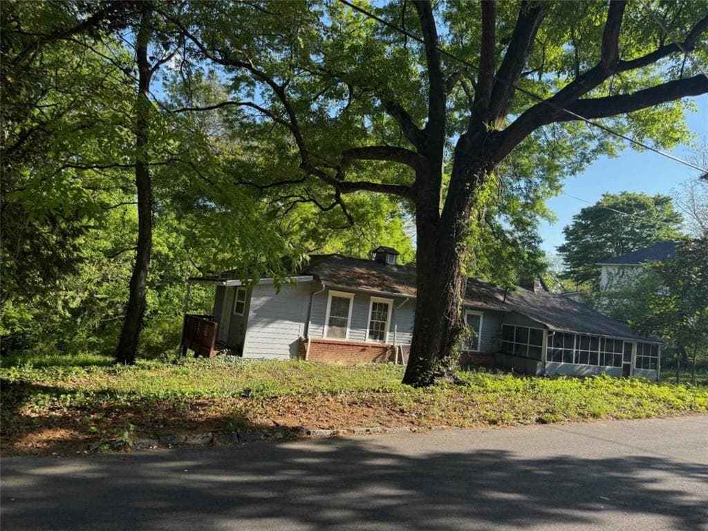 single family residence for sale at 2420 Claude Street, Atlanta, GA 30318 — photo 6