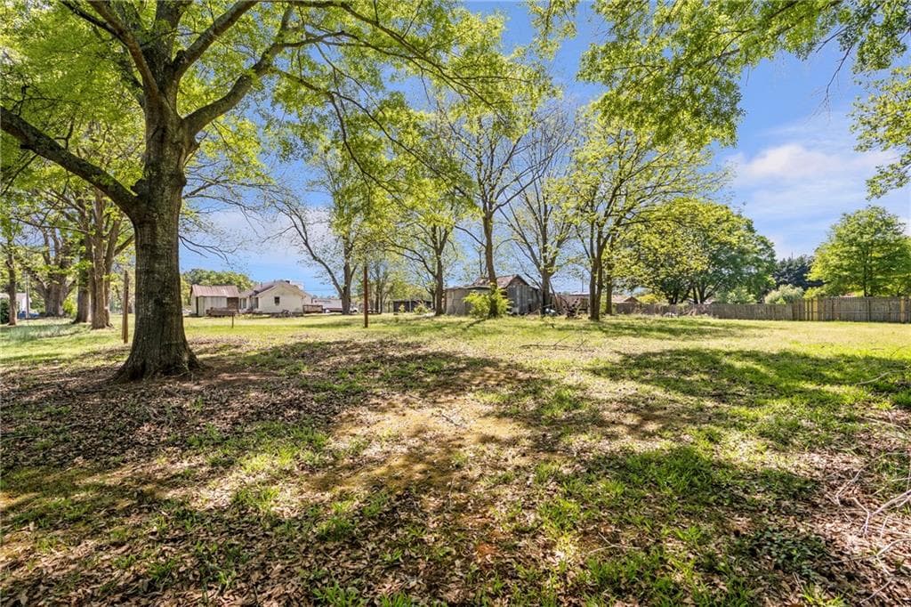 3 bedroom, 1 bathroom single family residence under contract at 603 Webb Gin House Road, Lawrenceville, GA 30045 — photo 2