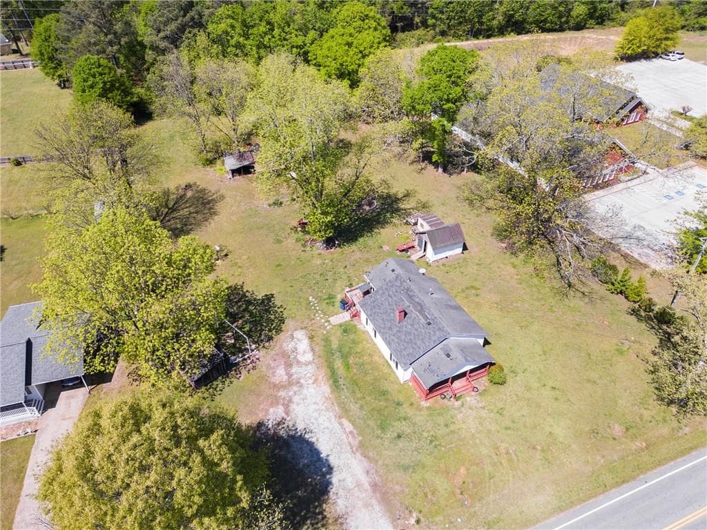 3 bedroom, 1 bathroom single family residence under contract at 603 Webb Gin House Road, Lawrenceville, GA 30045 — photo 8