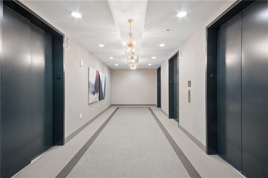 1 bedroom, 1 bathroom, 797 sq ft condominium for sale at 250 Pharr Road 1716, Atlanta, GA 30305 — photo 2