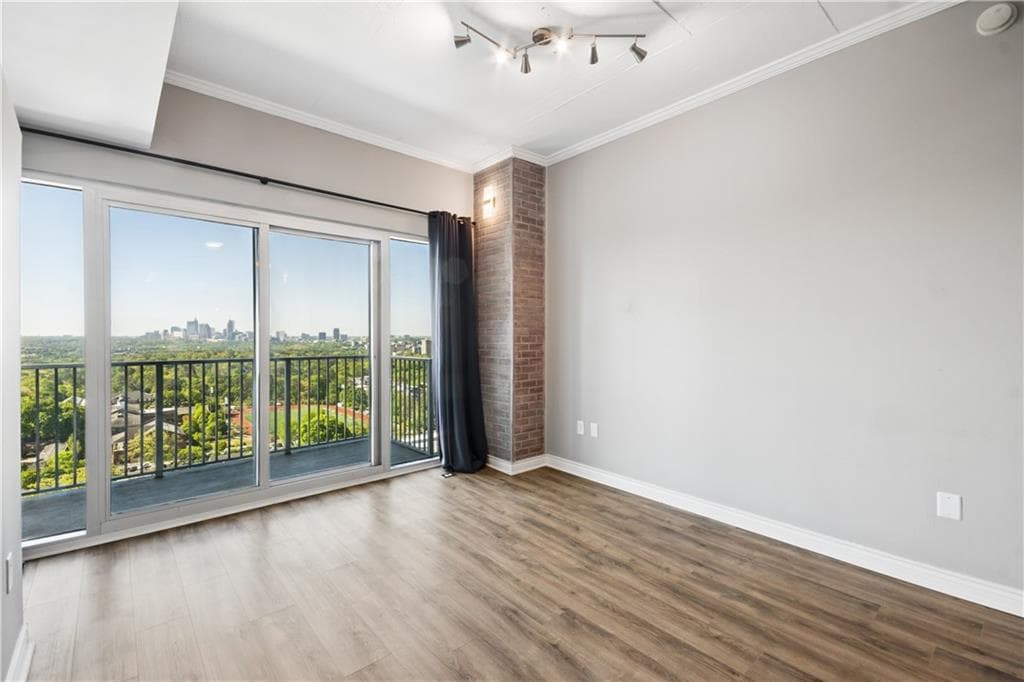 1 bedroom, 1 bathroom, 797 sq ft condominium for sale at 250 Pharr Road 1716, Atlanta, GA 30305 — photo 9