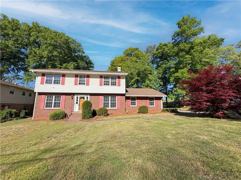 4 bedroom, 3 bathroom, 2,283 sq ft single family residence under contract at 4055 Tecumseh Trail, Conley, GA 30288 — photo 2