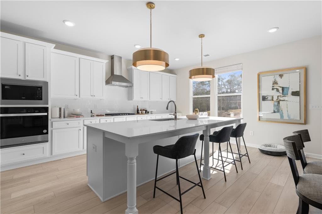 4 bedroom, 3 bathroom, 2,473 sq ft single family residence under contract at 315 Abbotts Crossing Circle, Conyers, GA 30094 — photo 3