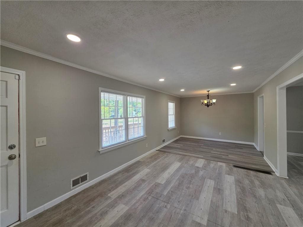 4 bedroom, 2 bathroom, 3,261 sq ft single family residence for sale at 7016 Skyline Drive, Lithia Springs, GA 30122 — photo 10