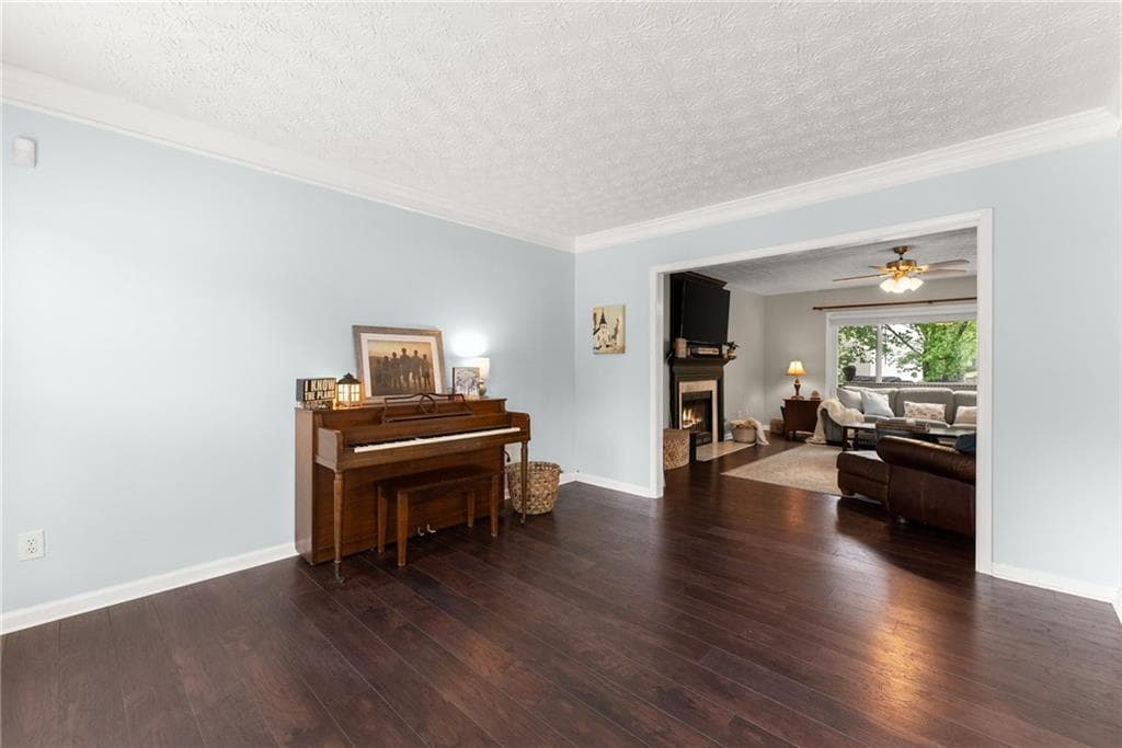 5 bedroom, 4 bathroom, 4,018 sq ft single family residence for sale at 1165 Evergreen Oak Way, Dacula, GA 30019 — photo 4