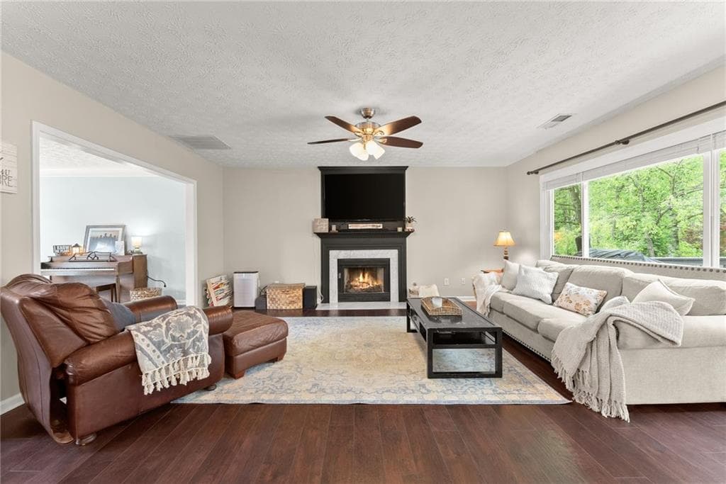 5 bedroom, 4 bathroom, 4,018 sq ft single family residence for sale at 1165 Evergreen Oak Way, Dacula, GA 30019 — photo 7