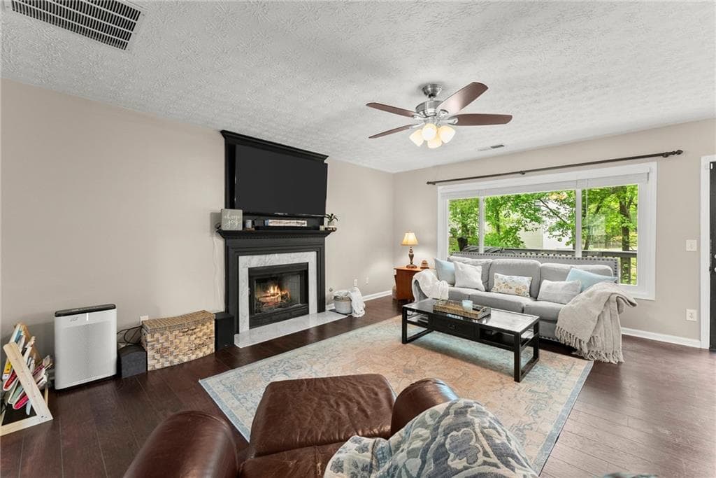 5 bedroom, 4 bathroom, 4,018 sq ft single family residence for sale at 1165 Evergreen Oak Way, Dacula, GA 30019 — photo 8