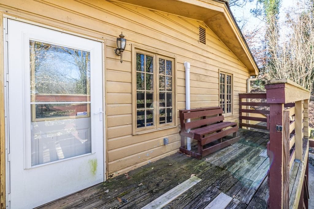 2 bedroom, 1 bathroom, 750 sq ft duplex for rent at 1570 Spring Lane B, Atlanta, GA 30314 for $1,300 a month — photo 3